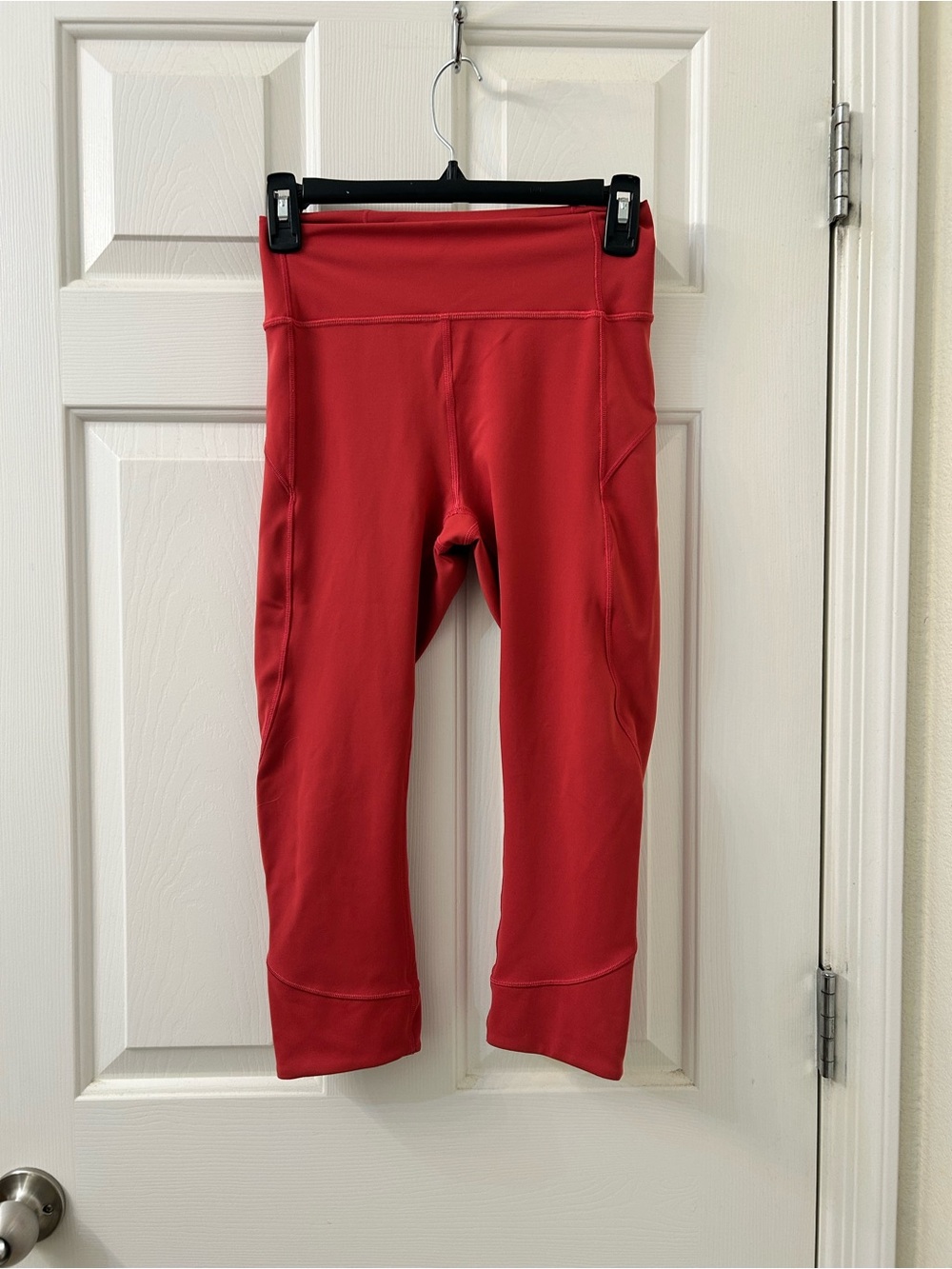lululemon athletica Coral Cropped Leggings